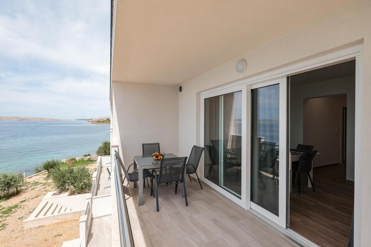 Beachfront Apartments Tic With Seaview Miletici Kültér fotó