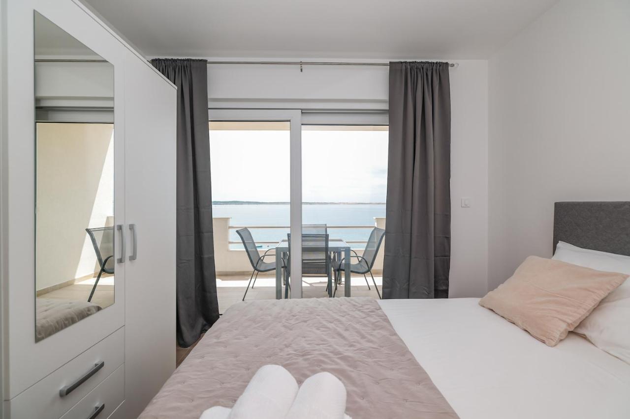 Beachfront Apartments Tic With Seaview Miletici Kültér fotó
