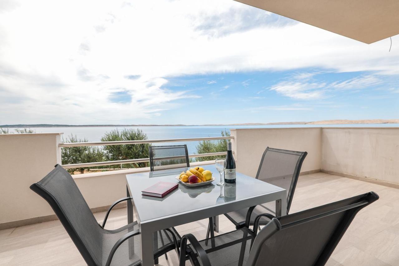Beachfront Apartments Tic With Seaview Miletici Kültér fotó