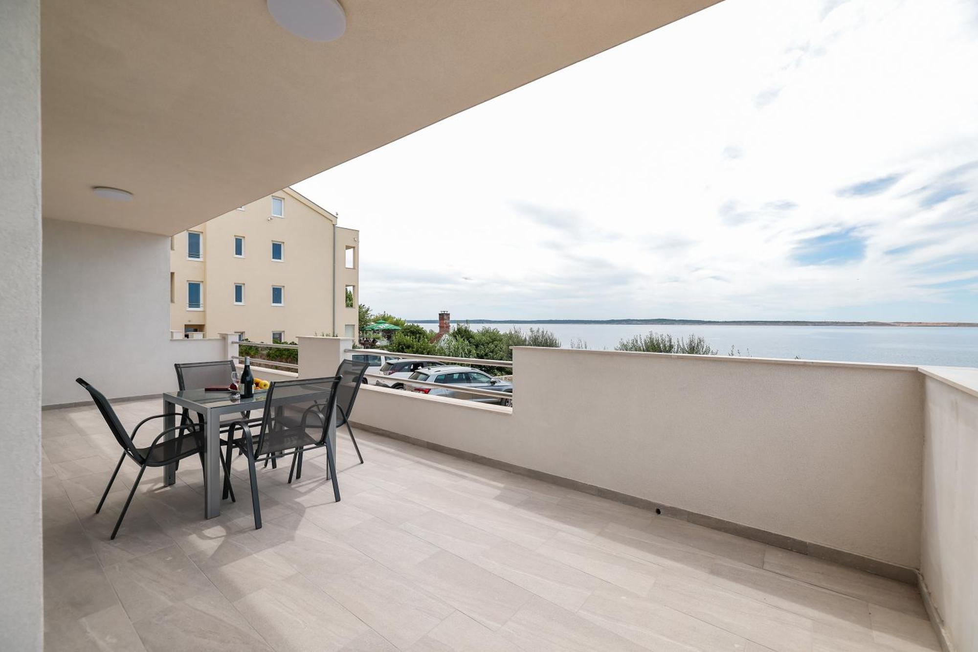 Beachfront Apartments Tic With Seaview Miletici Kültér fotó