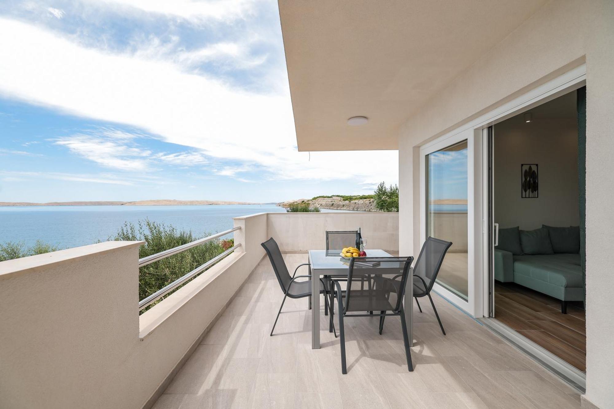Beachfront Apartments Tic With Seaview Miletici Kültér fotó