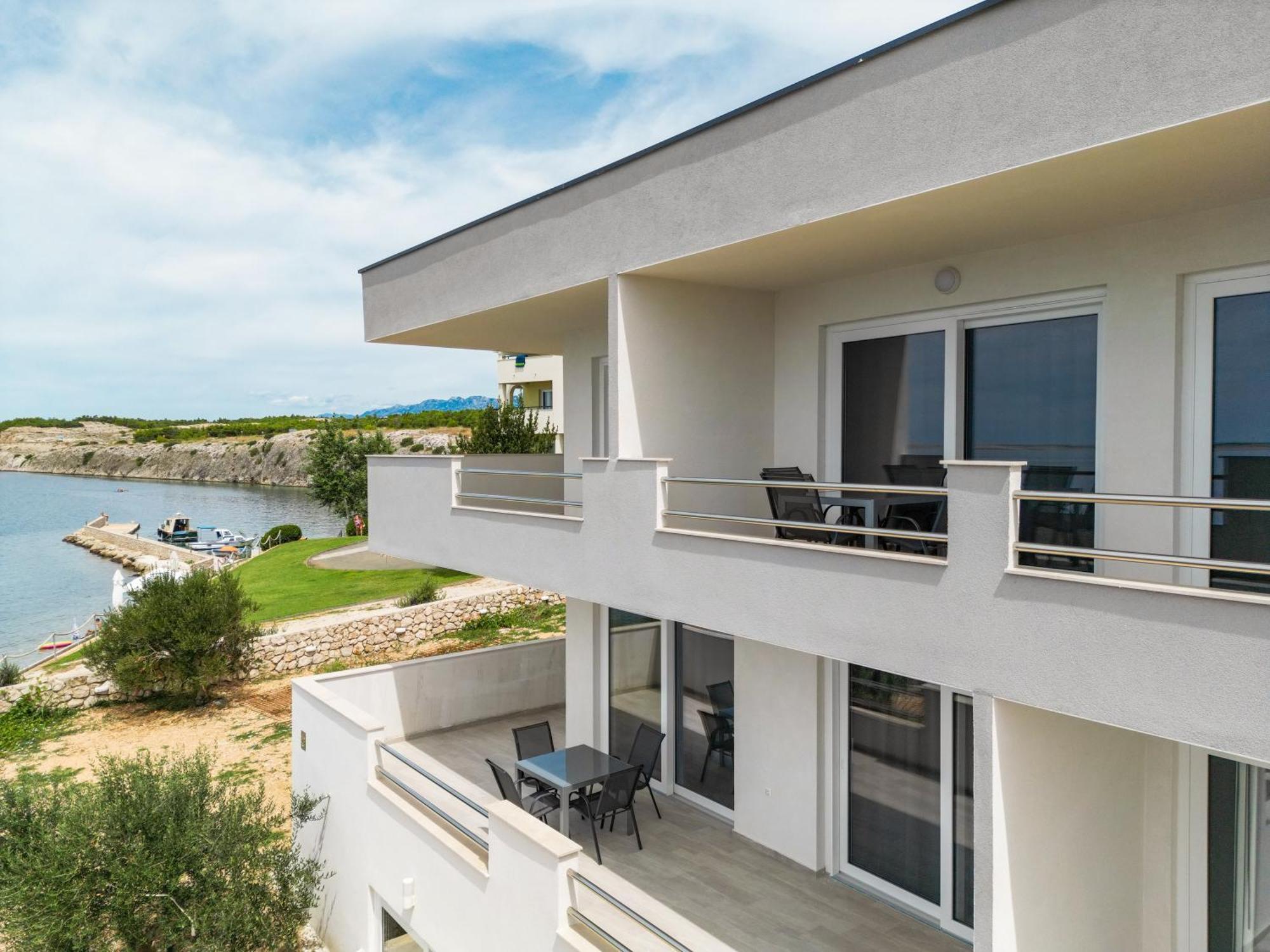 Beachfront Apartments Tic With Seaview Miletici Kültér fotó